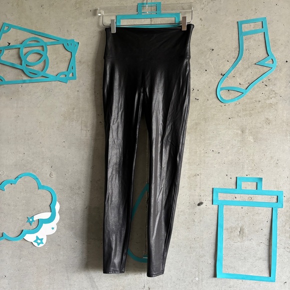SPANX Faux Leather High Rise Leggings - Picture 2 of 9